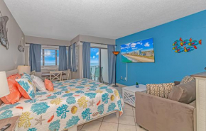 Ocean Front Studio with Panoramic Views! Palace Resort 1001